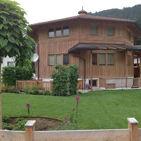 Oktogon Holiday home Itter