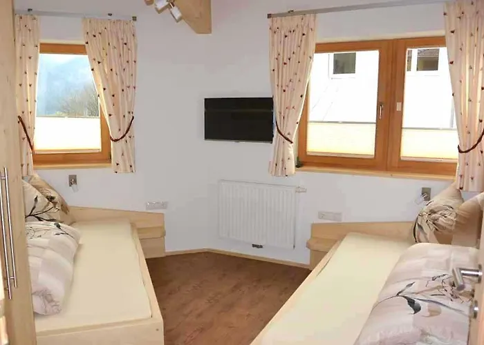 Nyaraló Oktogon Itter